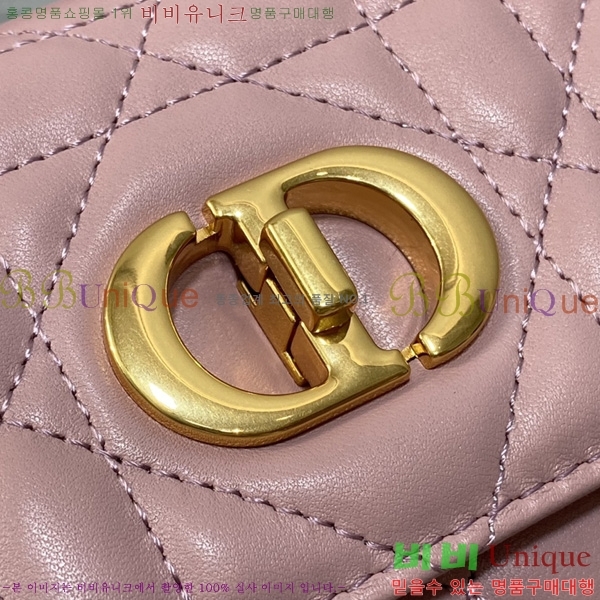 ��� Miss Caro Ŭ��ġ�� DO450665-111