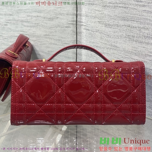 ��� Miss Caro Ŭ��ġ�� DO450665-112