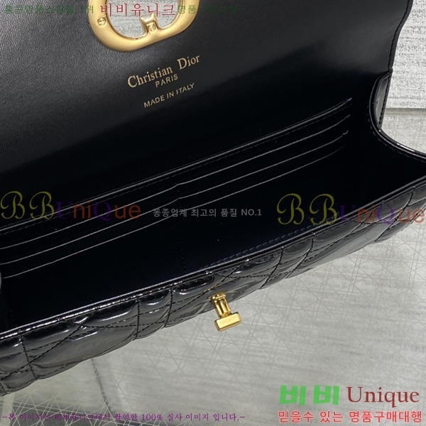 ��� Miss Caro Ŭ��ġ�� DO450665-113