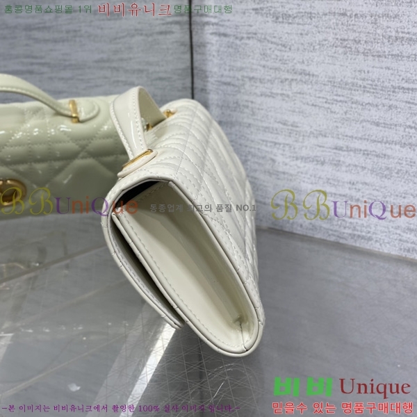 ��� Miss Caro Ŭ��ġ�� DO450665-115
