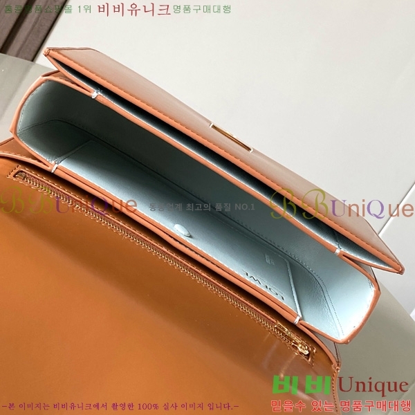 #�ο��� Goya ũ�ν��� LOEW9067-102