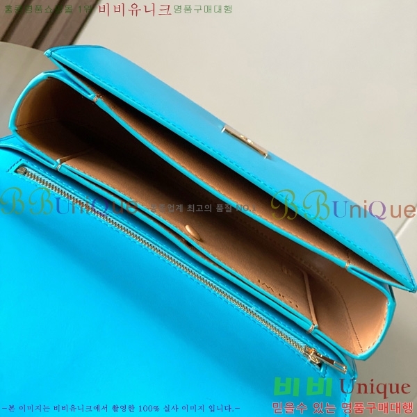 #�ο��� Goya ũ�ν��� LOEW9067-105