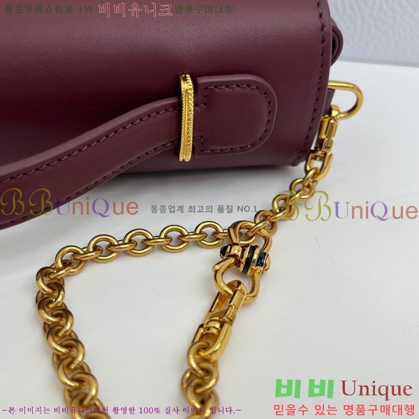 #��* �޴޸��� �Ŀ�ġ M3671-102
