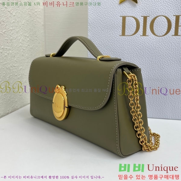 #��* �޴޸��� �Ŀ�ġ M3671-101