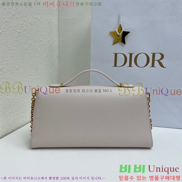 #��* �޴޸��� �Ŀ�ġ M3671-105