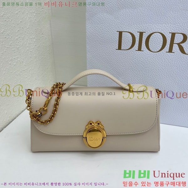 #��* �޴޸��� �Ŀ�ġ M3671-104