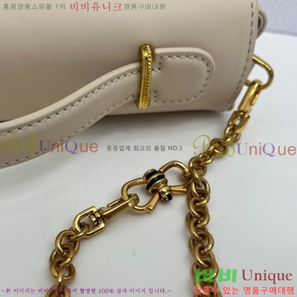 #��* �޴޸��� �Ŀ�ġ M3671-104