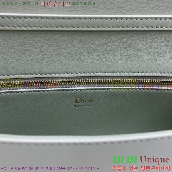 #��* �޴޸��� �Ŀ�ġ M3671-103