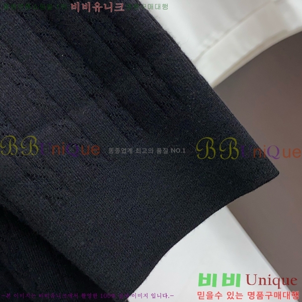 ���� ���ڷ� ��ġ�ڸ� ���� Ƽ���� BC715640-2