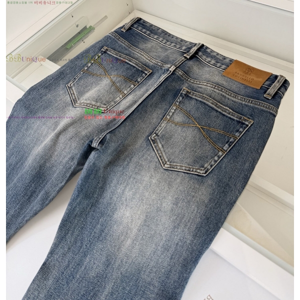 ���� ���ڷ� ��ġ�ڸ� û���� BC247586