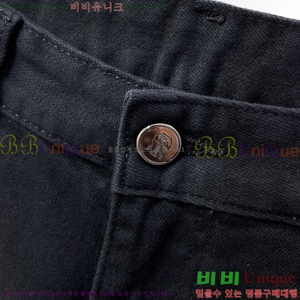 ���� ���ڷ� ��ġ�ڸ� û���� BC247403