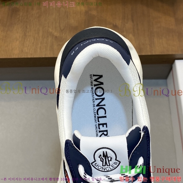 ���� ��**�� ����Ŀ�� M1006334-4