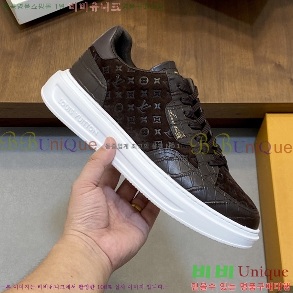 �ְ��� ���� ���̺��� ����Ŀ�� LV0811901-3