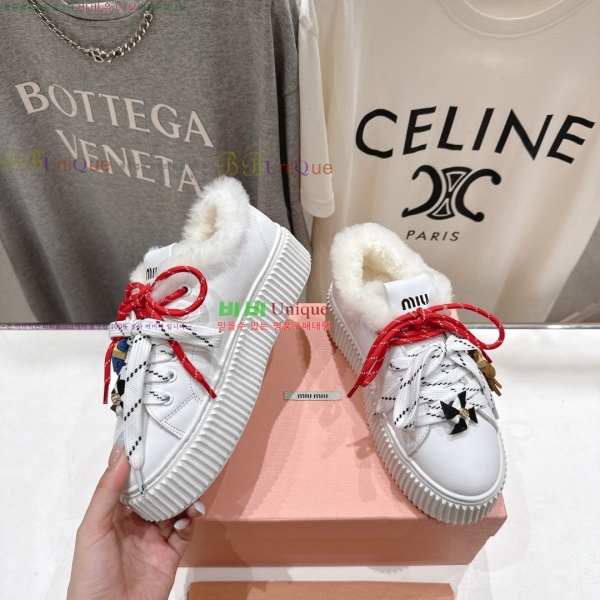 ���� �̿�̿� �þ �� ����Ŀ�� 34MU2610214-3