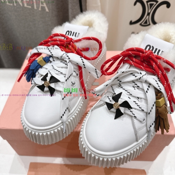 ���� �̿�̿� �þ �� ����Ŀ�� 34MU2610214-3