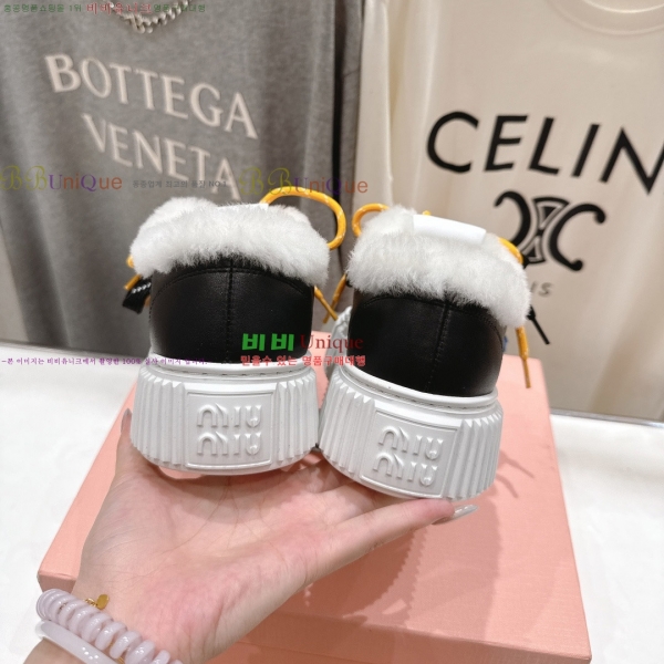 ���� �̿�̿� �þ �� ����Ŀ�� 34MU2610214-4