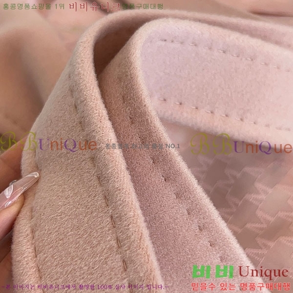 �������� ��**�� ��Ʈ MAX44356022-8