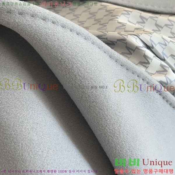 �������� ��**�� ��Ʈ MAX44356022-9