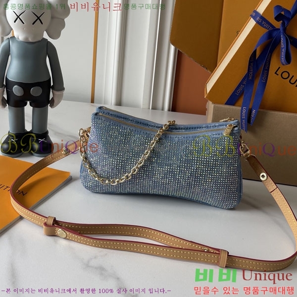 ����*�� Liv Pochette ����� M83301-001
